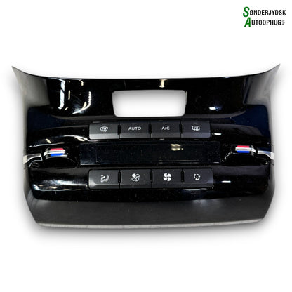 Peugeot 208 Varmeregulering Med OEM Nr. 96722471XU Fra Peugeot Ophugger