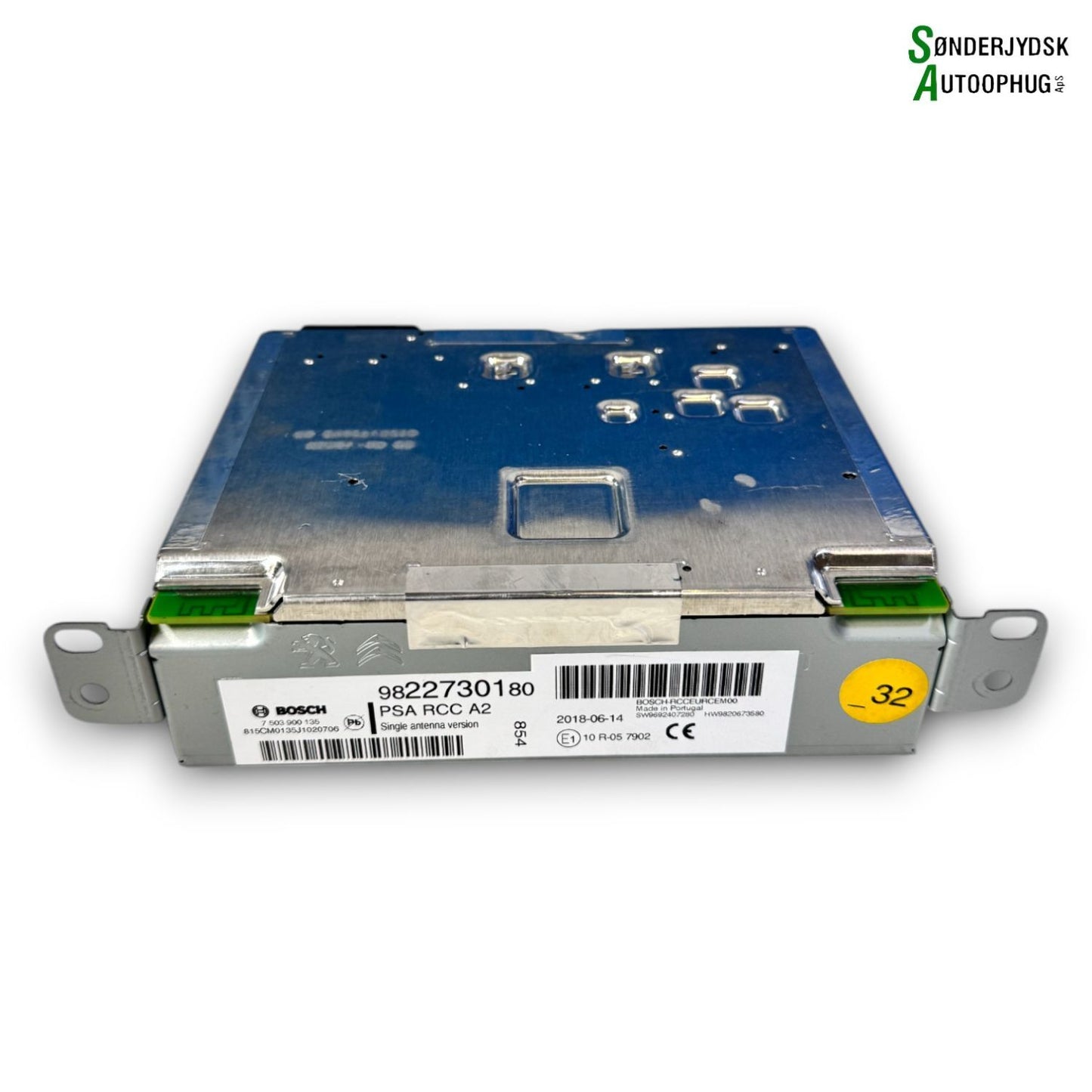 Peugeot 208 Radio Med OEM Nr. 9822730180 Fra Peugeot Ophugger