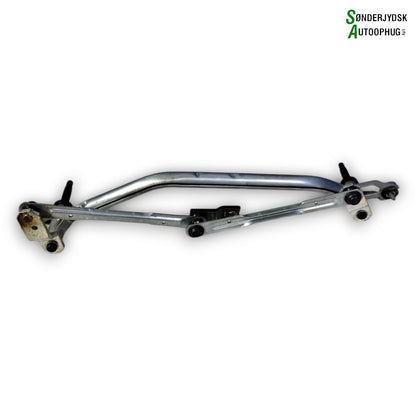 Peugeot 208 Viskertræk Med OEM Nr. 3397021910 Fra Peugeot Ophugger