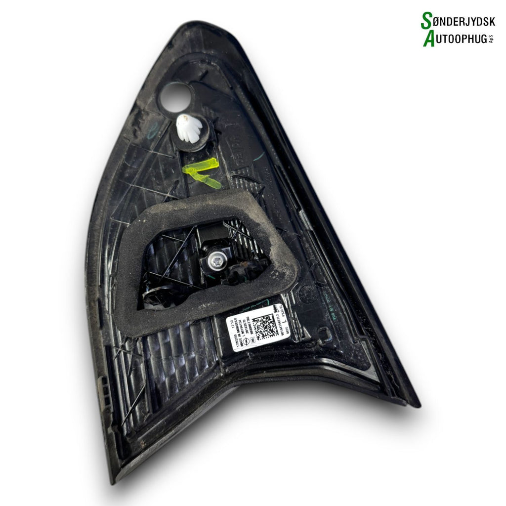 Opel Corsa F Baglygte Med OEM Nr. 9830097780 Fra Opel Ophugger
