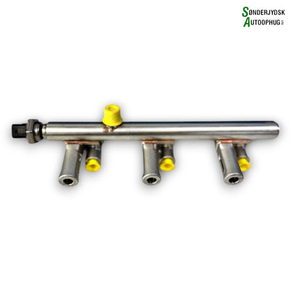 Opel Corsa F Rail Bro Med OEM Nr. 9811353880 Fra Opel Ophugger