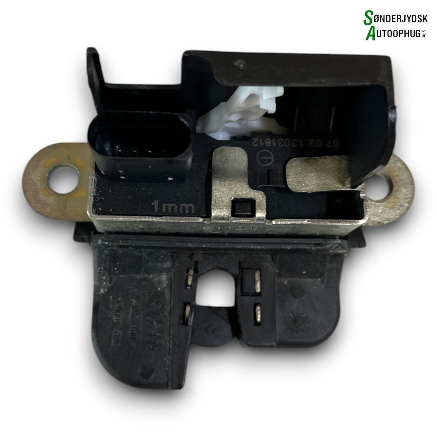 VW Golf 7 AU Dørlås Med OEM Nr. 5G6827505 Fra VW Ophugger