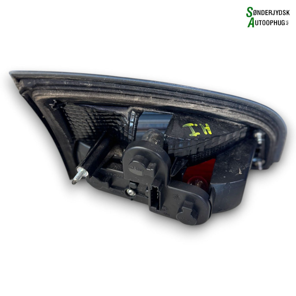 Ford S-Max 1 Baglygte Med OEM Nr. 1460784 Fra Ford Ophugger