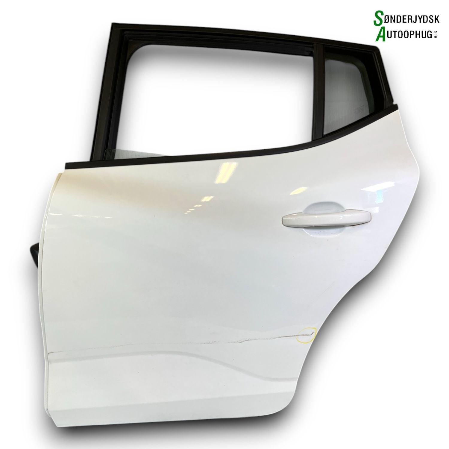 Dacia Sandero Lli Bagdør V Med OEM Nr. 821016131R Fra Dacia Ophugger