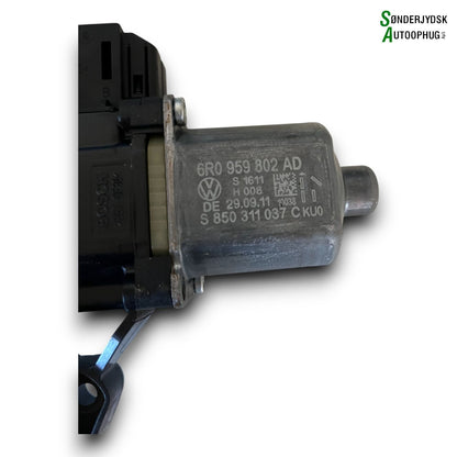 VW Polo 6R Rudemotor - Rudehejs Med OEM Nr. 6R0959802AD Fra VW Ophugger