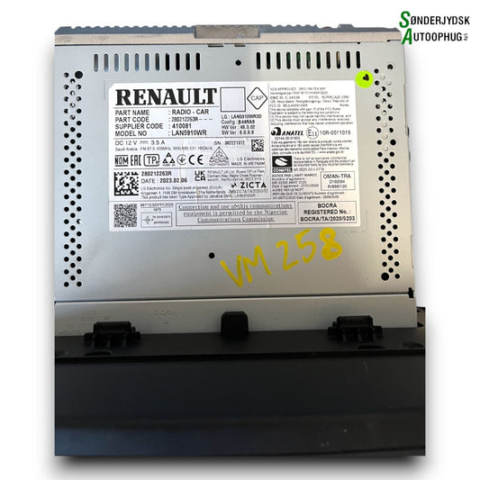 Dacia Sandero LLI Radio M/Cd Med OEM Nr. 280217051R Fra Dacia Ophugger