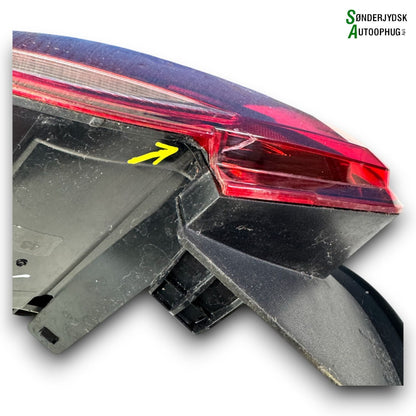 Dacia Sandero LLI Baglygte Med OEM Nr. 265555265R Fra Dacia Ophugger