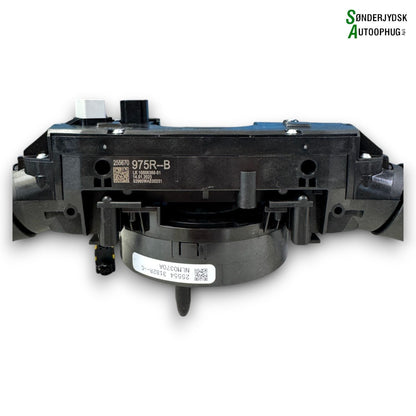 Dacia Sandero LLI Kontakt Combi Med OEM Nr. 255670975R Fra Dacia Ophugger