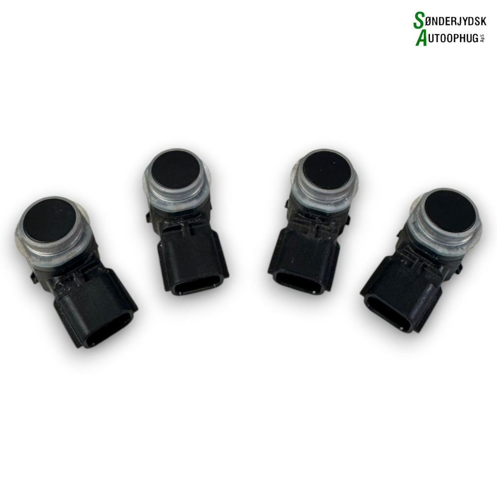Dacia Sandero Lli  Pdc Sensor/Baksensor Med OEM Nr. 284429097R Fra Dacia Ophugger