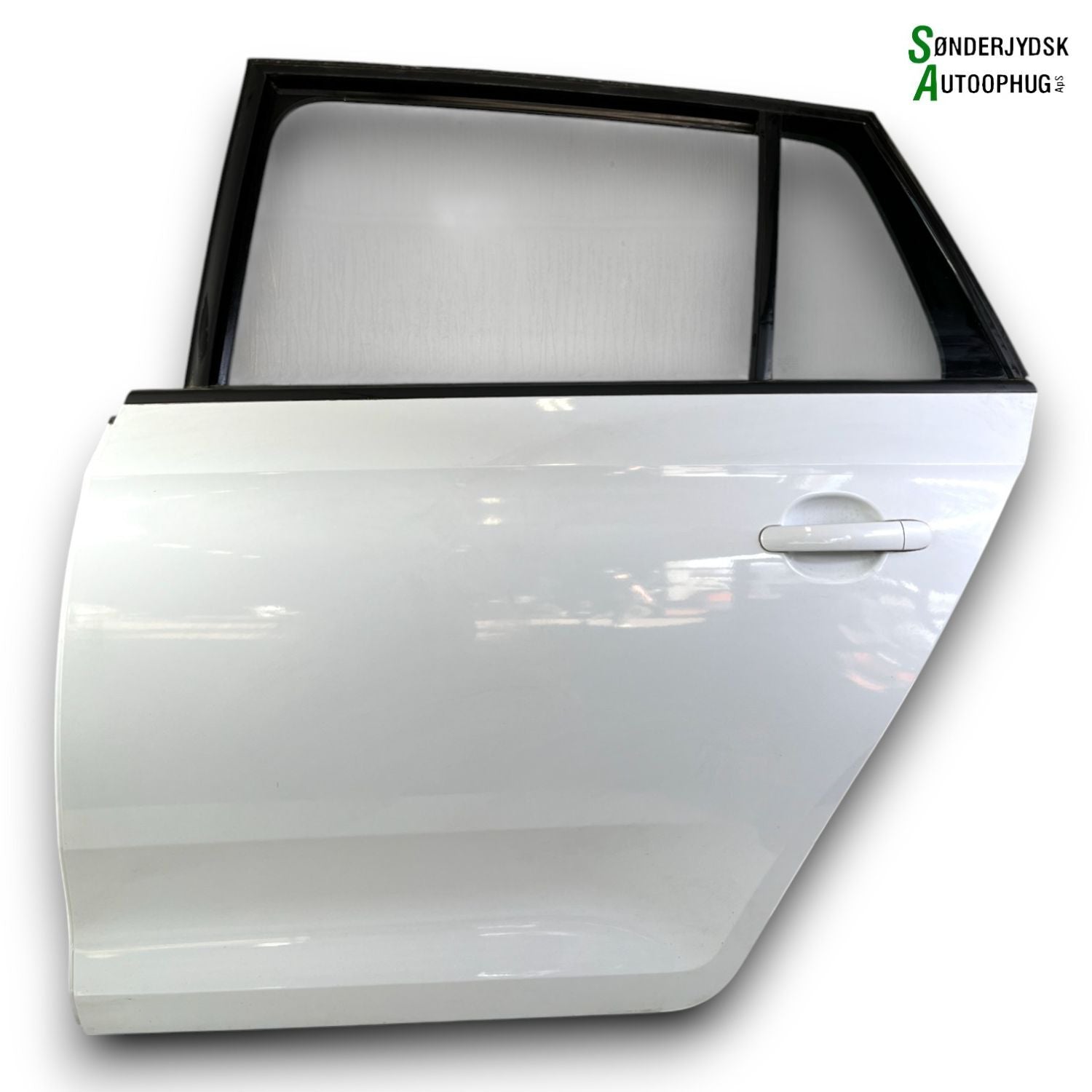 Skoda Rapid Bagdør V Med OEM Nr. 5JJ833055 Fra Skoda Ophugger