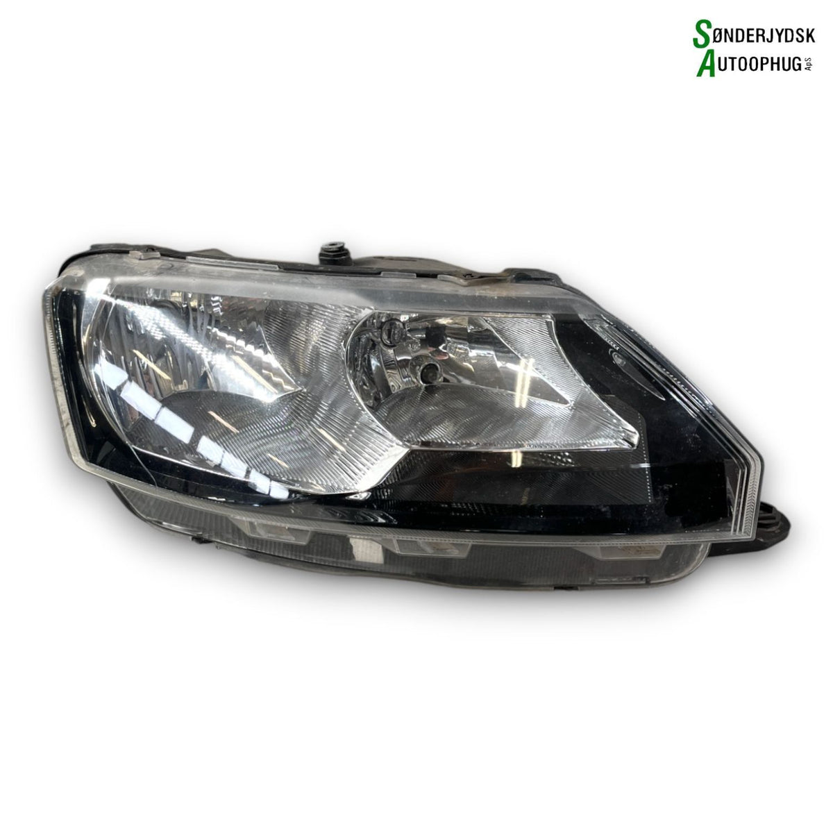 Skoda Rapid Forlygte Med OEM Nr. 5JB941018 Fra Skoda Ophugger