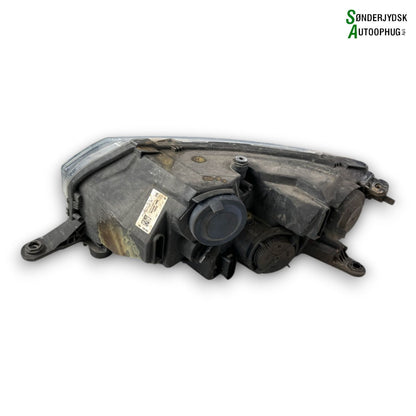 Skoda Rapid Forlygte Med OEM Nr. 90037388 Fra Skoda Ophugger
