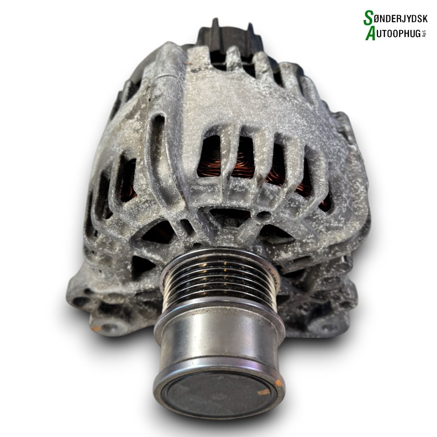 Skoda Rapid Generator Med OEM Nr. 04E903021N Fra Skoda Ophugger