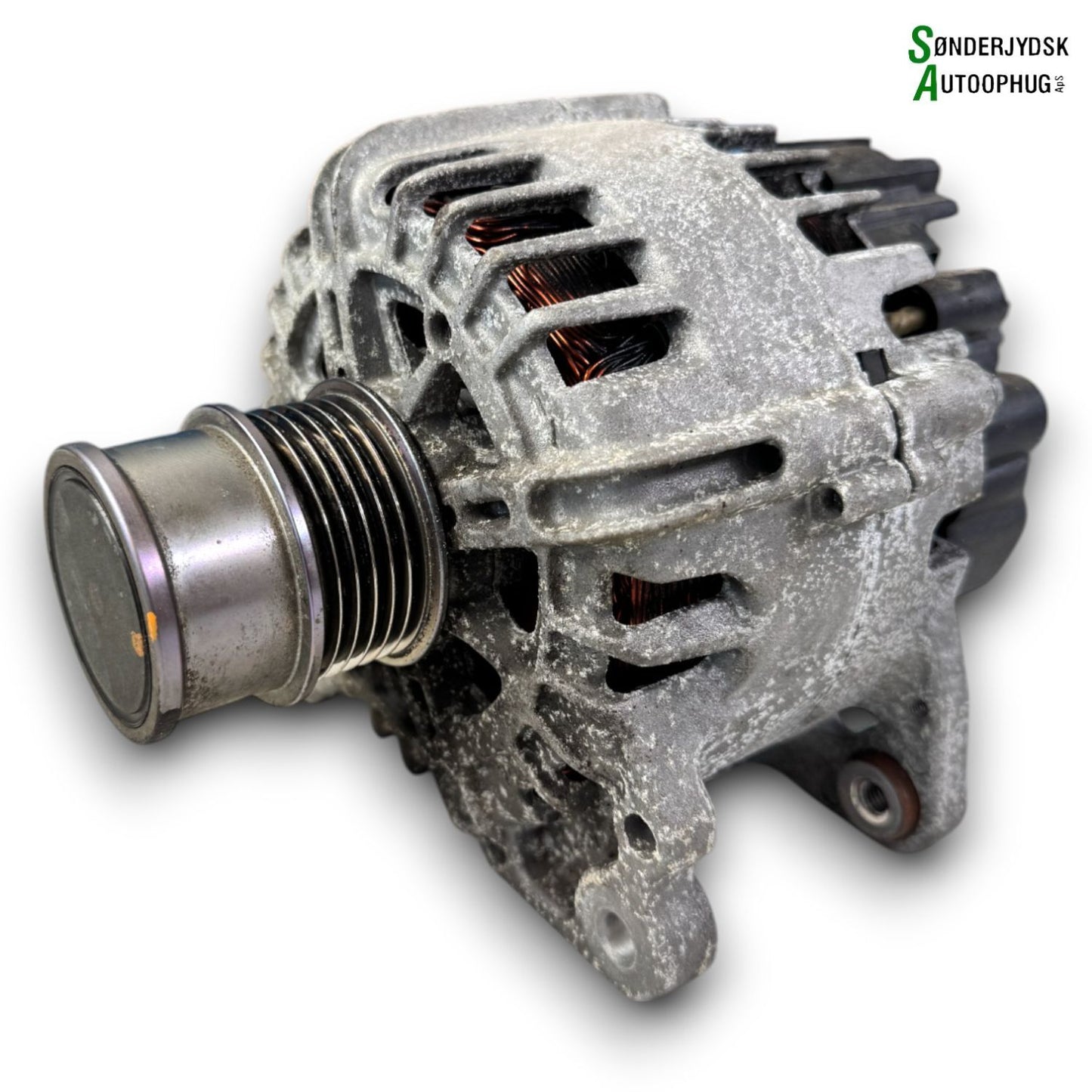 Skoda Rapid Generator Med OEM Nr. 04E903015 Fra Skoda Ophugger