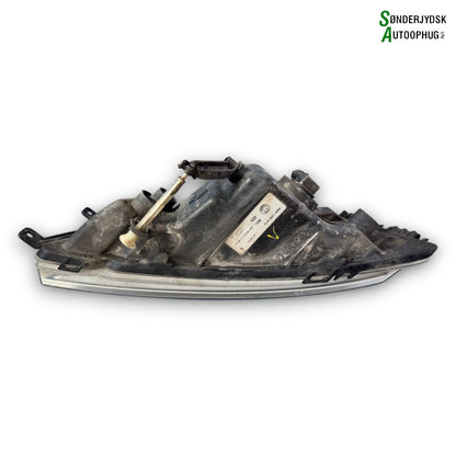 Skoda Rapid Tågelygte For Med OEM Nr. 5JA941701 Fra Skoda Ophugger