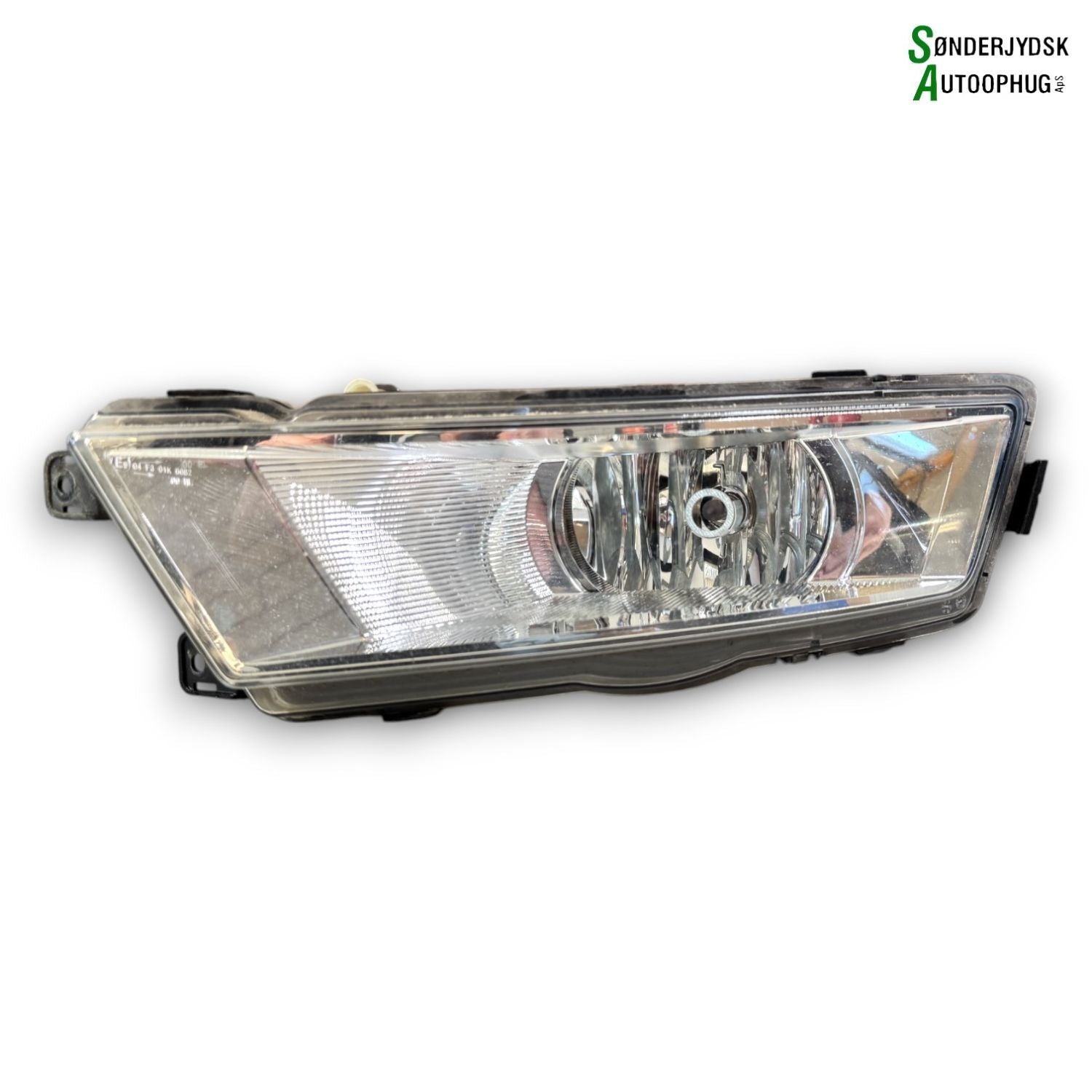 Skoda Rapid Tågelygte For Med OEM Nr. 5JA941701 Fra Skoda Ophugger