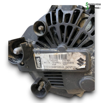 Suzuki Swift Generator Med OEM Nr. 3140085E00 Fra Suzuki Ophugger