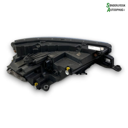 Skoda Kamiq Forlygte Med OEM Nr. 658941015F Fra Skoda Ophugger