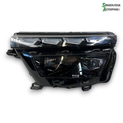 Skoda Kamiq Forlygte Med OEM Nr. 658941015F Fra Skoda Ophugger