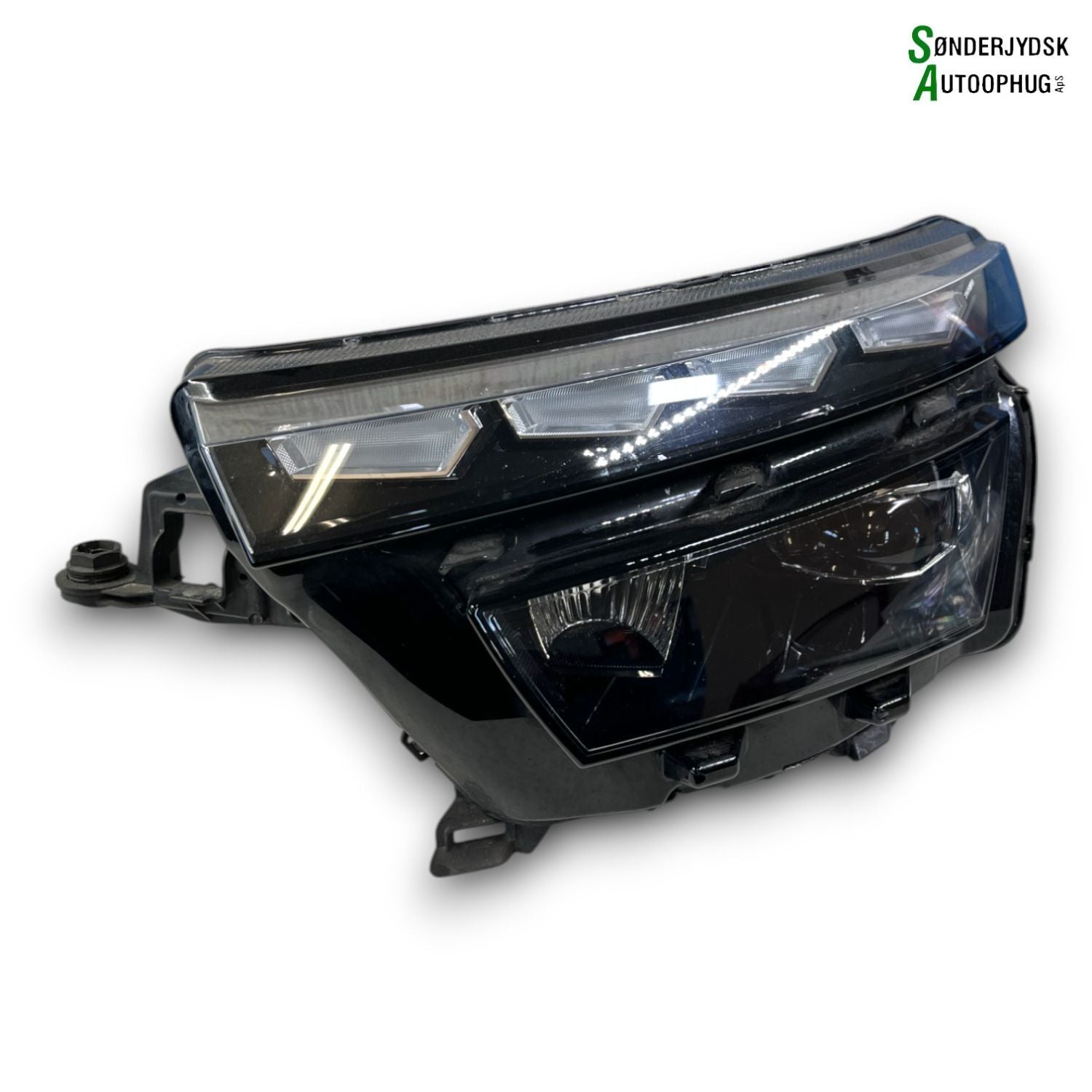Skoda Kamiq Forlygte Med OEM Nr. 658941017B Fra Skoda Ophugger