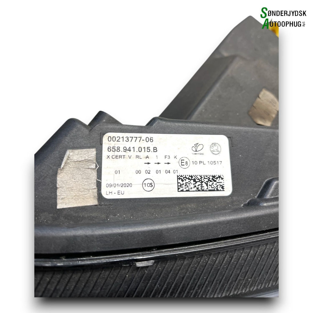 Skoda Kamiq Forlygte Med OEM Nr. 658941015B Fra Skoda Ophugger