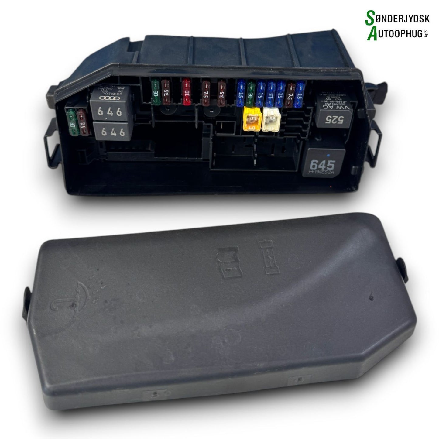 Skoda Kamiq Sikringsboks Med OEM Nr. 2Q0907361C Fra Skoda Ophugger