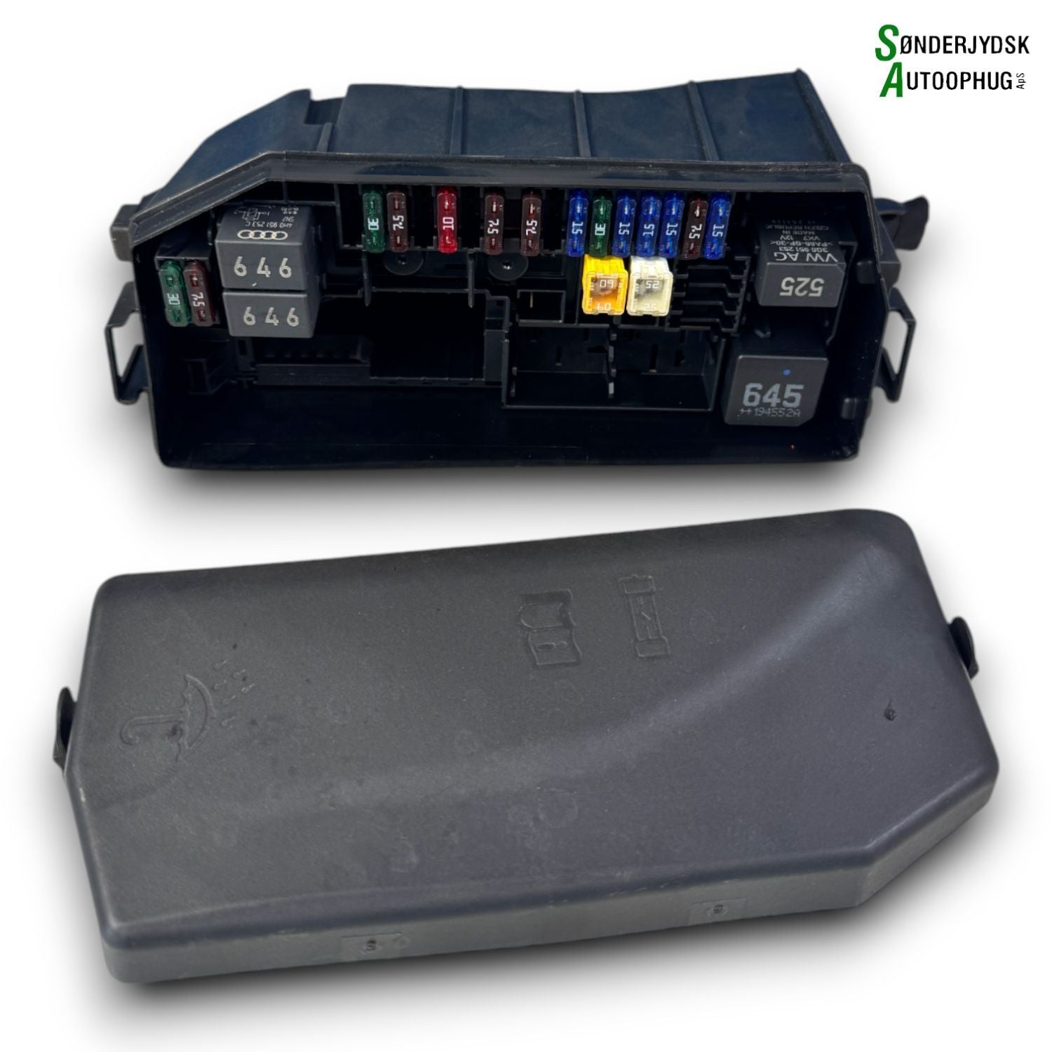 Skoda Kamiq Sikringsboks Med OEM Nr. 2Q0907361C Fra Skoda Ophugger