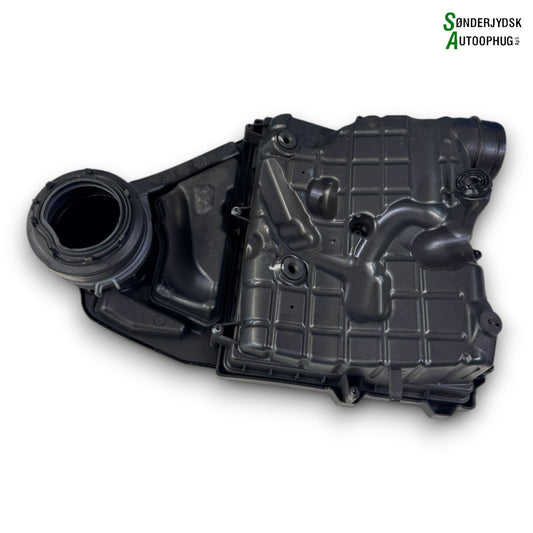 Skoda Kamiq Luftfilterkasse  Med OEM Nr. 04C129601M Fra Skoda Ophugger