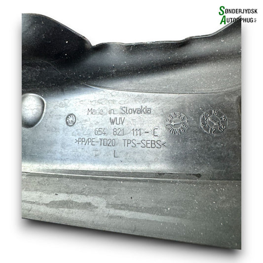 Skoda Kamiq Torpedoplade Med OEM Nr. 654821111C Fra Skoda Ophugger
