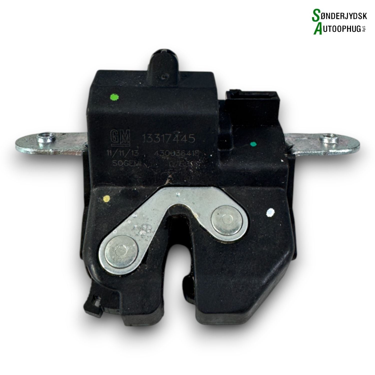Opel Corsa D Dørlås Med OEM Nr. 13317445 Fra Opel Ophugger
