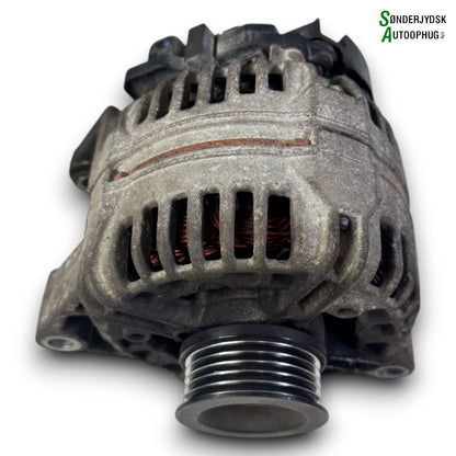 Opel Corsa D Generator Med OEM Nr. 13222931 Fra Opel Ophugger