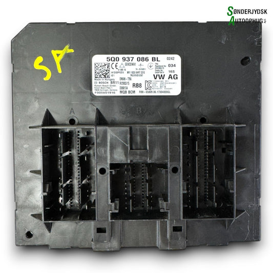 VW Touran 5T Bcm / Komfortkomputer Med OEM Nr. 5Q0937086BL Fra VW Ophugger