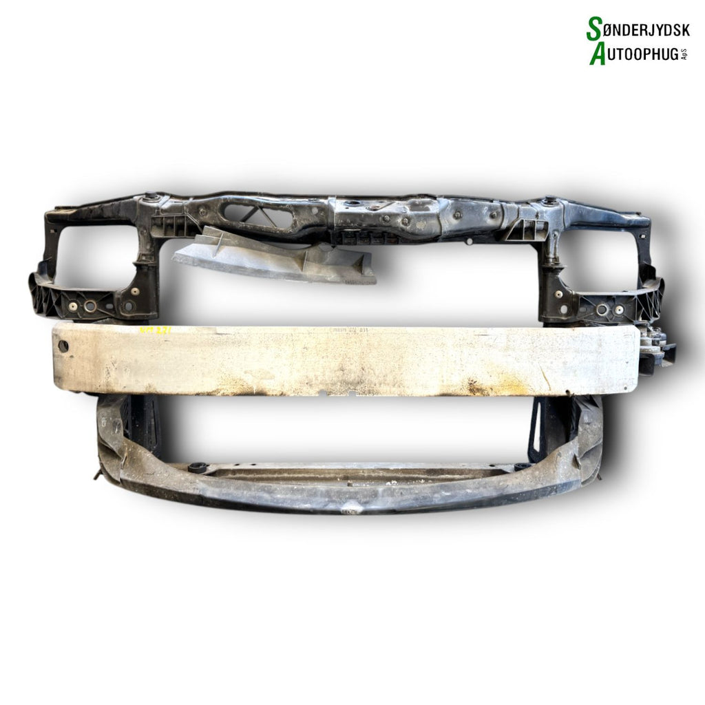 Opel Corsa D Frontkasse Med OEM Nr. 6312054 Fra Opel Ophugger