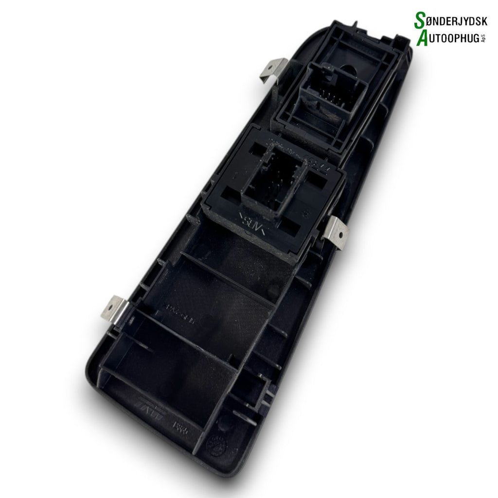 Fiat Grande Punto Kontakt Rudehejs Med OEM Nr. 807981908956 Fra Fiat Ophugger