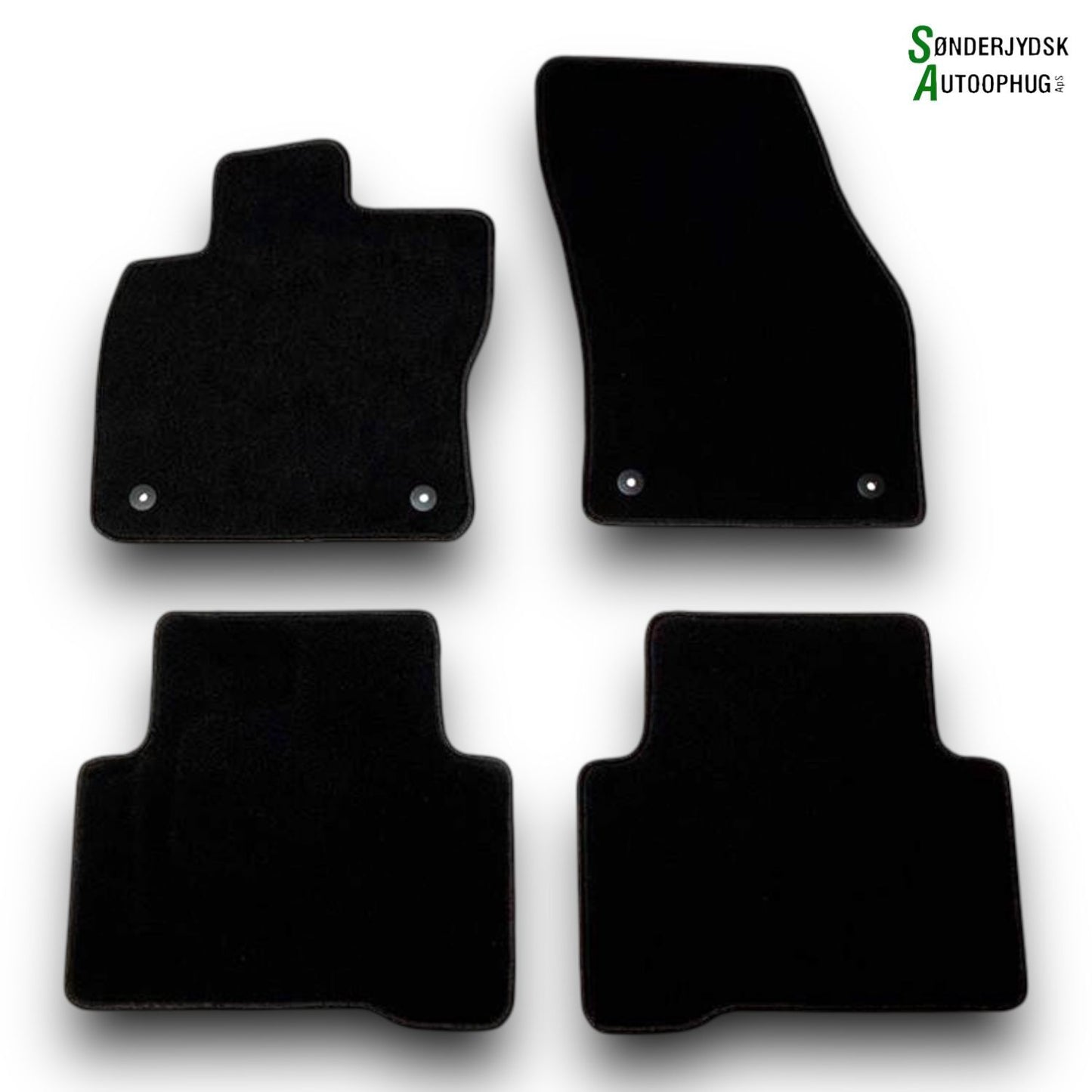 Skoda Karoq Bundmåtte Med OEM Nr. Ophugger Fra Skoda Ophugger