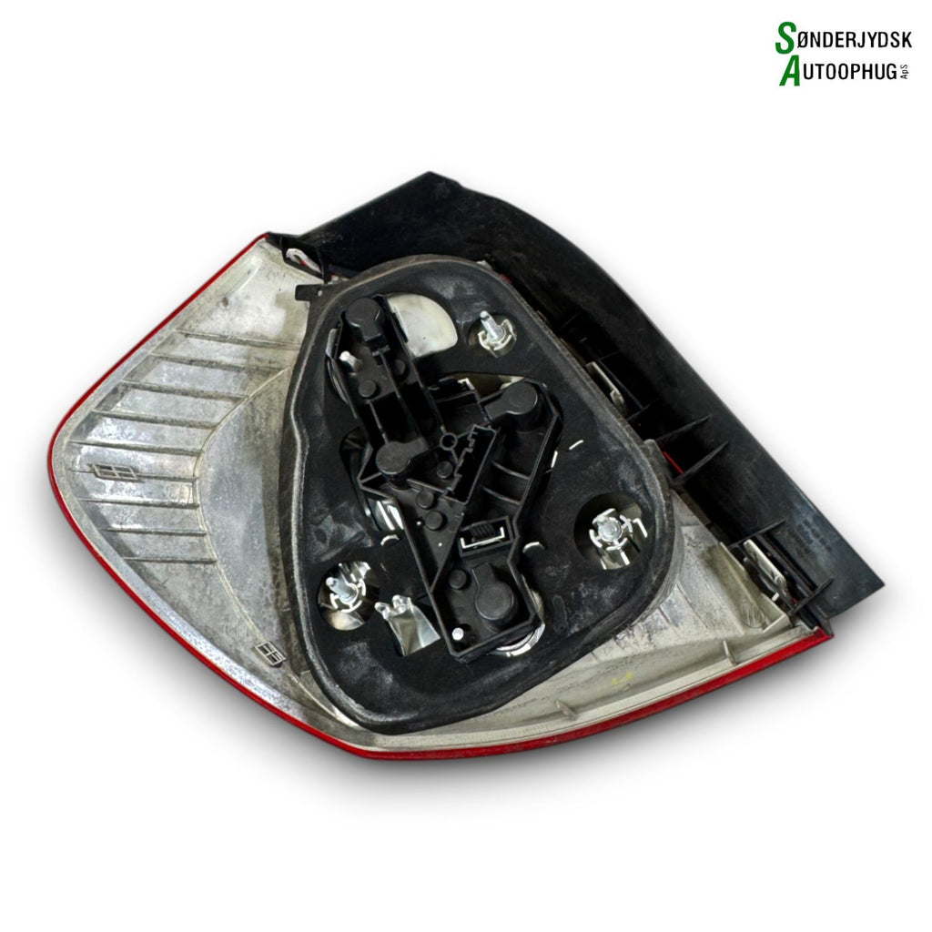 BMW 1-Serie E81/E82/E87/E Baglygte Med OEM Nr. 63216924502 Fra BMW Ophugger