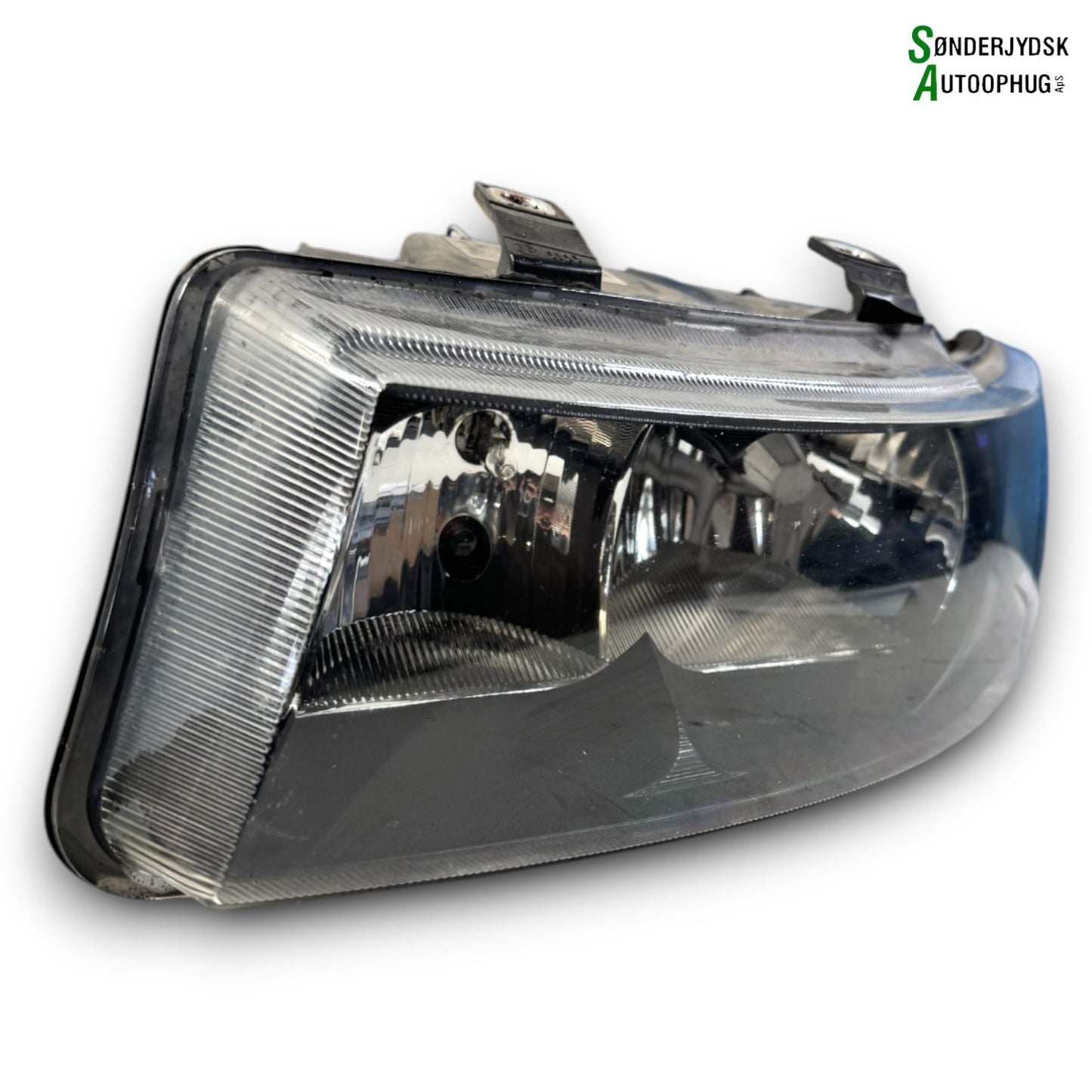 Seat Toledo Forlygte Med OEM Nr. 1M1941001B Fra Seat Ophugger