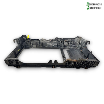Ford Fiesta 7 Frontkasse Med OEM Nr. 1801905 Fra Ford Ophugger