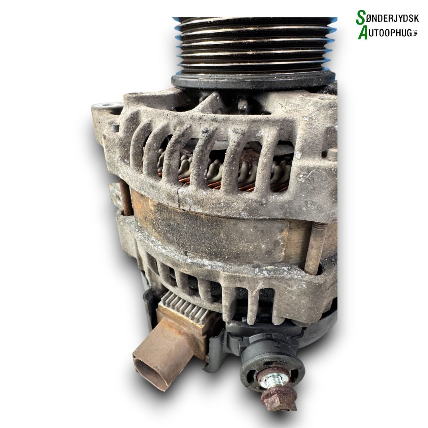 Peugeot 108 Generator Med OEM Nr. 1612352080 Fra Peugeot Ophugger