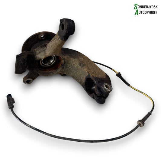 Peugeot 108 Spindel For V Med OEM Nr. B000905680 Fra Peugeot Ophugger