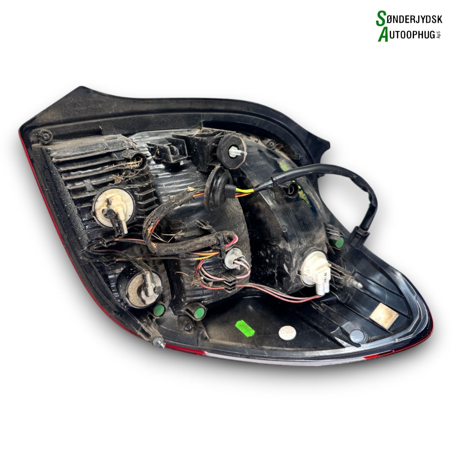 Peugeot 108 Baglygte Med OEM Nr. B001031780 Fra Peugeot Ophugger