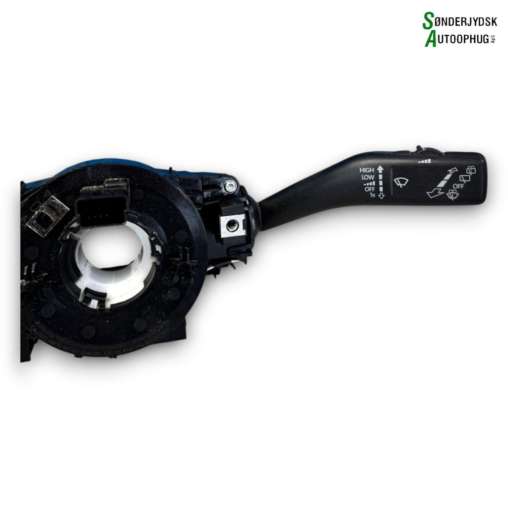 VW Up Kontakt Combi Med OEM Nr. 1S0953513C9B9 Fra VW Ophugger