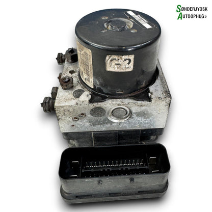 Ford Fiesta 7 Abs Pumpe Med OEM Nr. AV592C405GB Fra Ford Ophugger