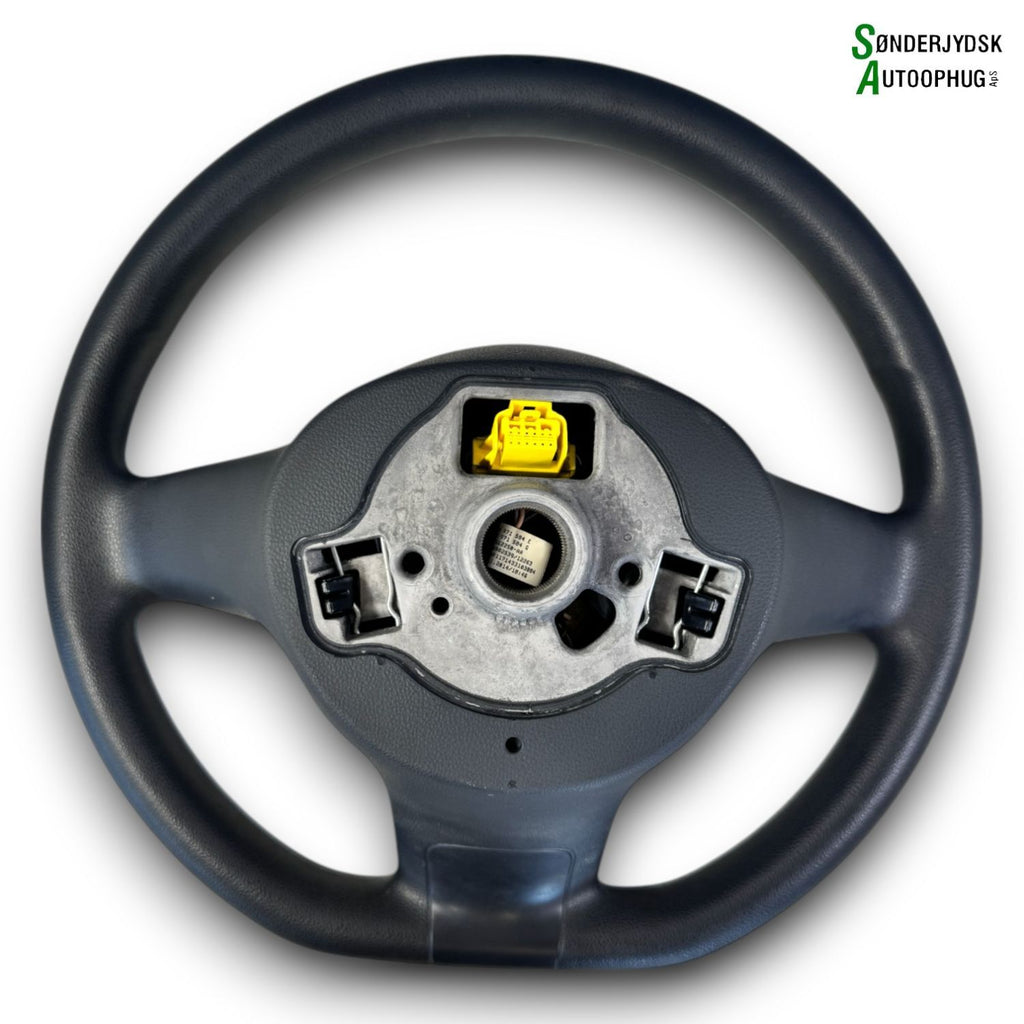 VW Up Rat Med OEM Nr. 1S0880201J81U Fra VW Ophugger
