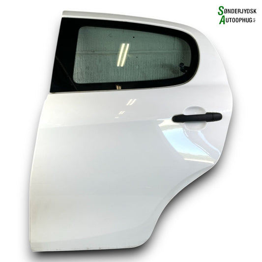 Peugeot 108 Bagdør V Med OEM Nr. B000962280 Fra Peugeot Ophugger
