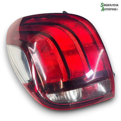 Peugeot 108 Baglygte Med OEM Nr. B000865080 Fra Peugeot Ophugger