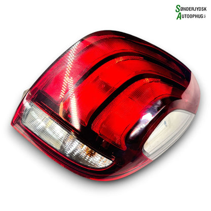 Peugeot 108 Baglygte Med OEM Nr. B000864480	 Fra Peugeot Ophugger
