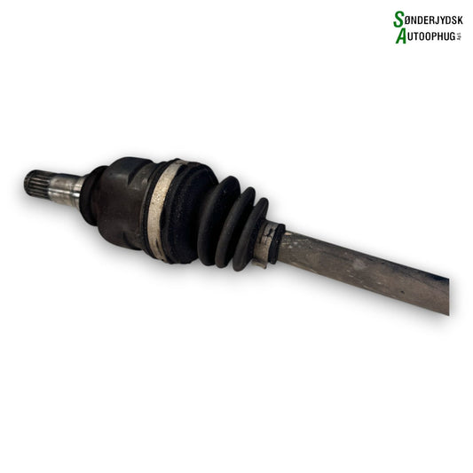 Peugeot 108 Trækaksel For H Med OEM Nr. B000903580	 Fra Peugeot Ophugger