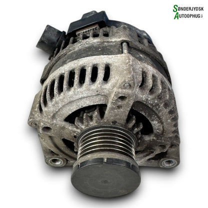 Ford Fiesta 7 Generator Med OEM Nr. PO825706 Fra Ford Ophugger