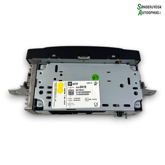 Opel Karl Radio, Multi Display Med OEM Nr. 42486761 Fra Opel Ophugger